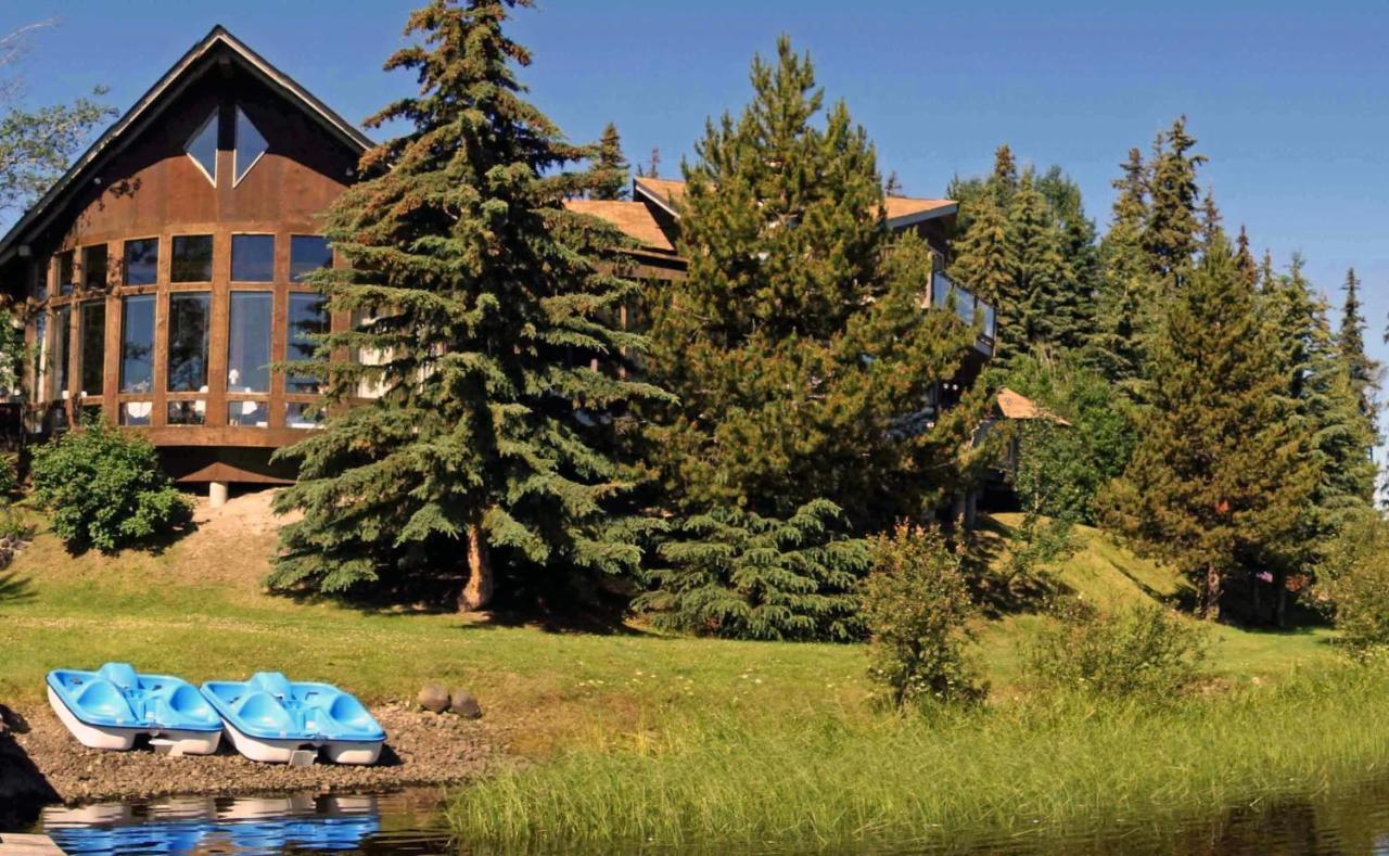 Eagle'S Nest Resort Anahim Lake Esterno foto